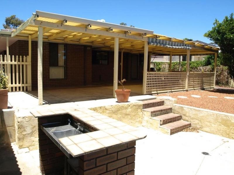 5 AUMERLE WAY, Spearwood WA 6163