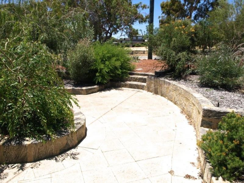 5 AUMERLE WAY, Spearwood WA 6163