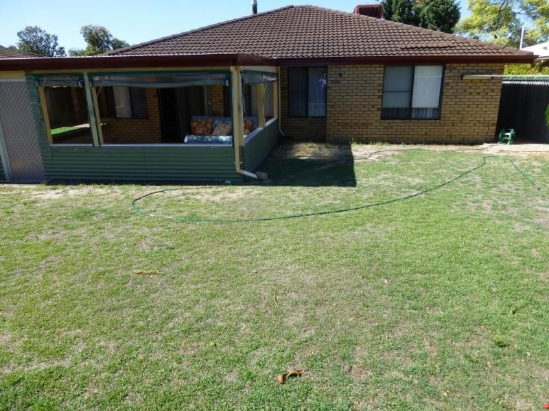 26 Marlene Way, Bibra Lake WA 6163