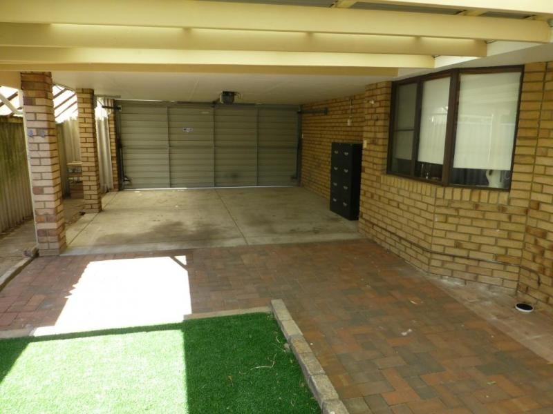 26 Marlene Way, Bibra Lake WA 6163