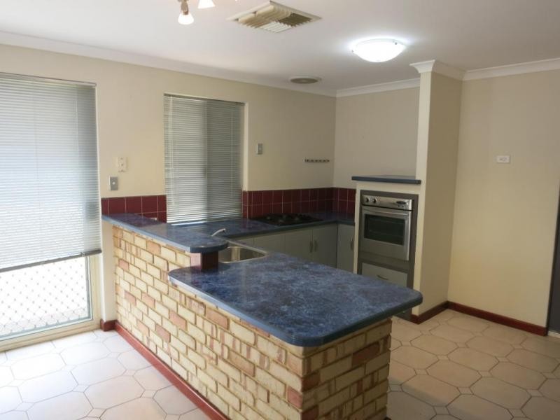 9 Geordie Court, Coogee WA 6166