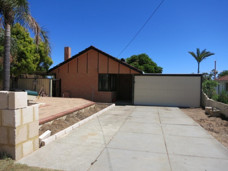 7 Brindle Street, Coolbellup WA 6163