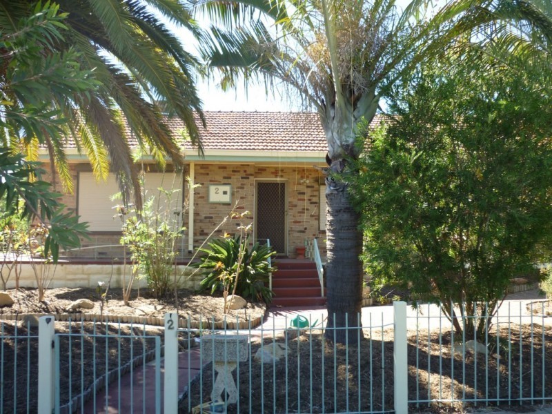 2 Tonkin Road, Hilton WA 6163