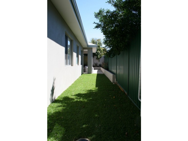 25B The Promenade, Mount Pleasant WA 6153