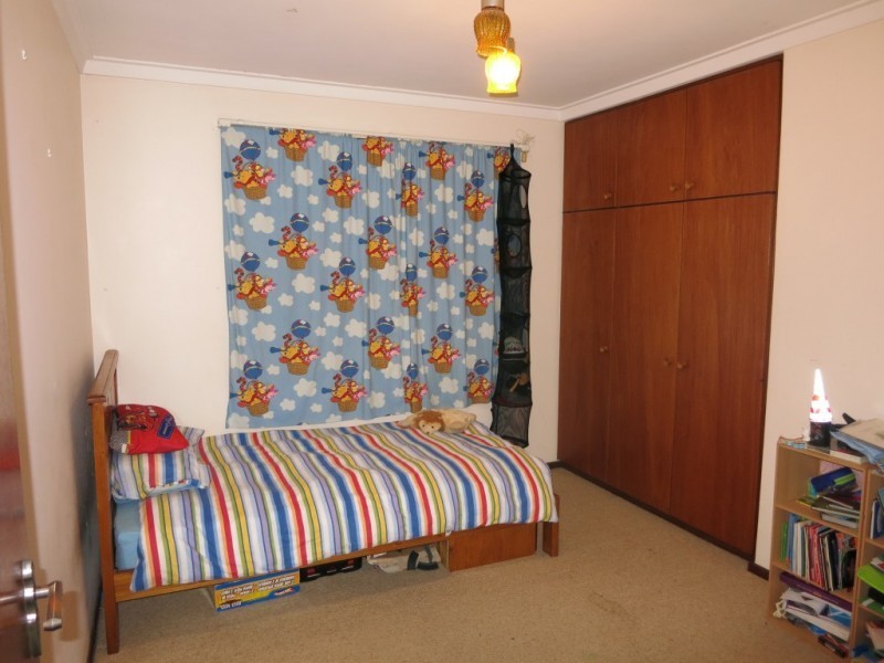 19 Thackeray Street, Spearwood WA 6163