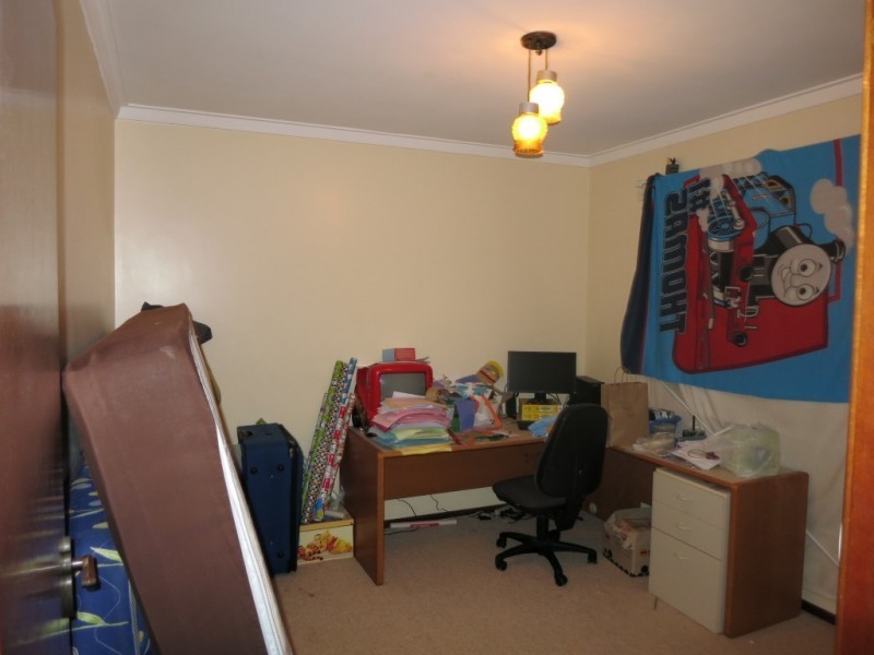 19 Thackeray Street, Spearwood WA 6163