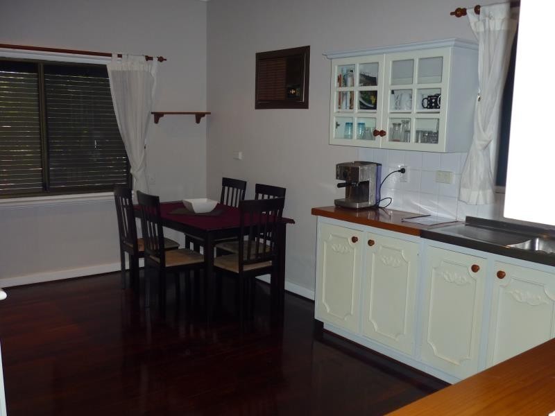 2 Tonkin Road, Hilton WA 6163