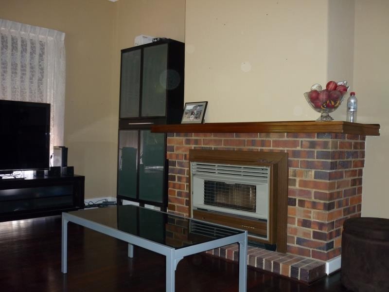 2 Tonkin Road, Hilton WA 6163