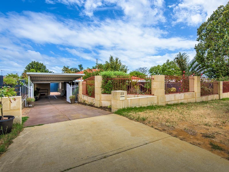 23 ERPINGHAM RD, Hamilton Hill WA 6163