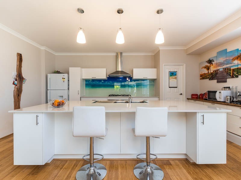 28 SPLASH TCE, Munster WA 6166