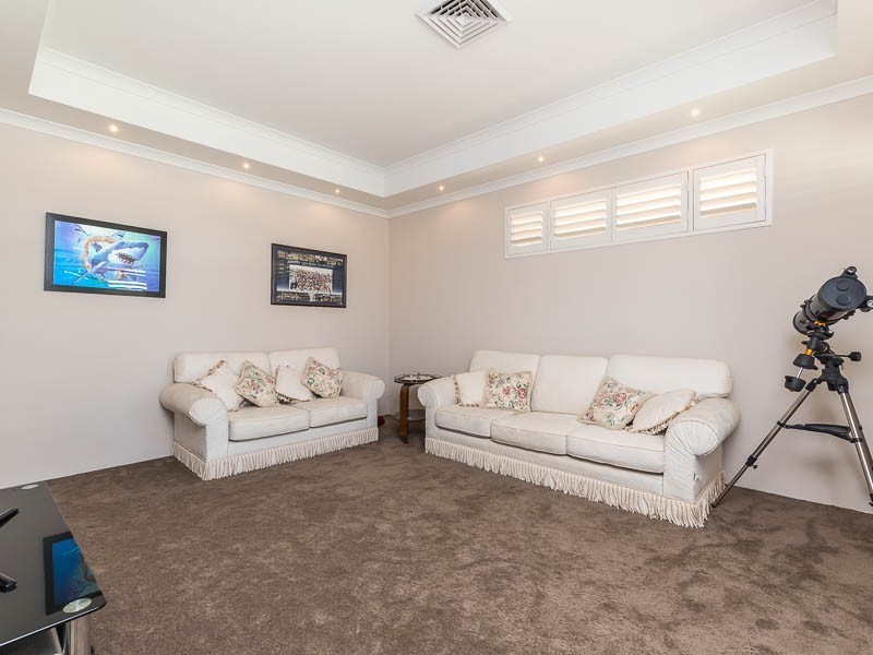 28 SPLASH TCE, Munster WA 6166