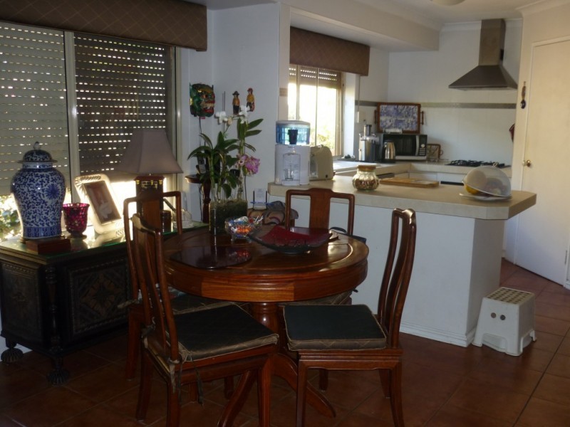 24 Stratton Street, Hamilton Hill WA 6163