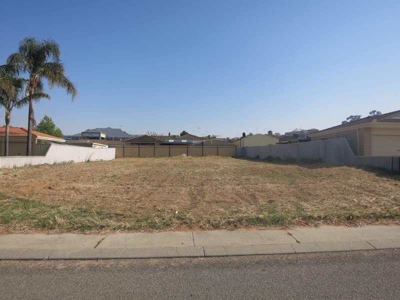 20 Turfan Way, Munster WA 6166