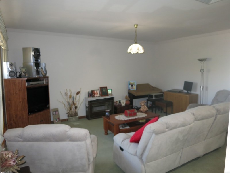 9A Melview Court, Melville WA 6156