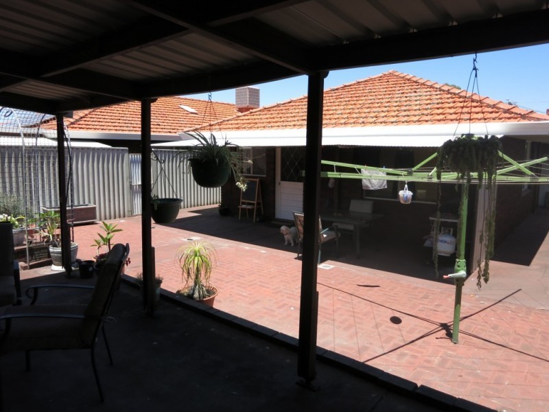 9A Melview Court, Melville WA 6156