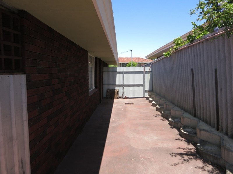 9A Melview Court, Melville WA 6156