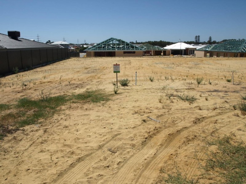 10 MELL ROAD, Spearwood WA 6163