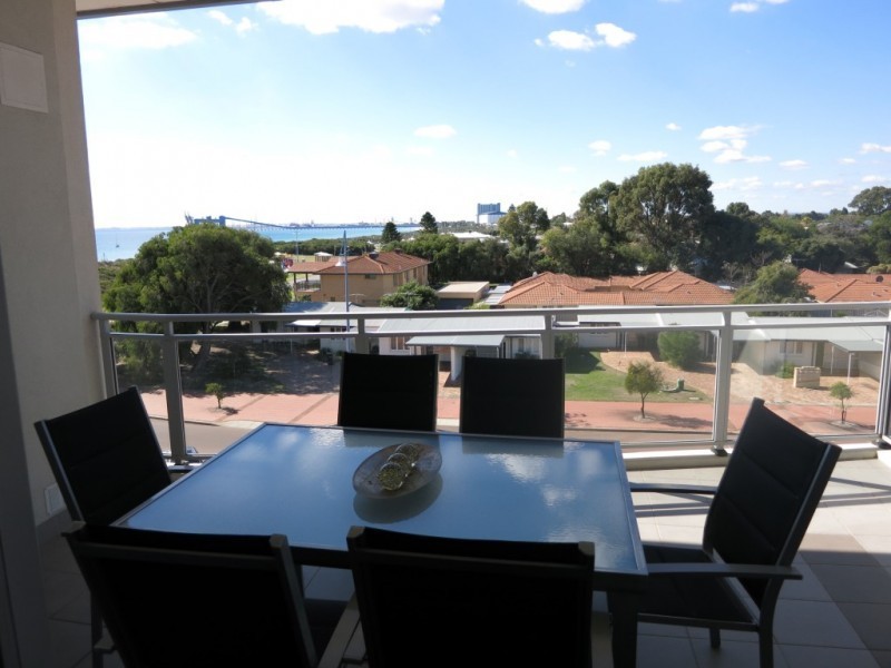 10-61 Rockingham Beach Road, Rockingham WA 6168