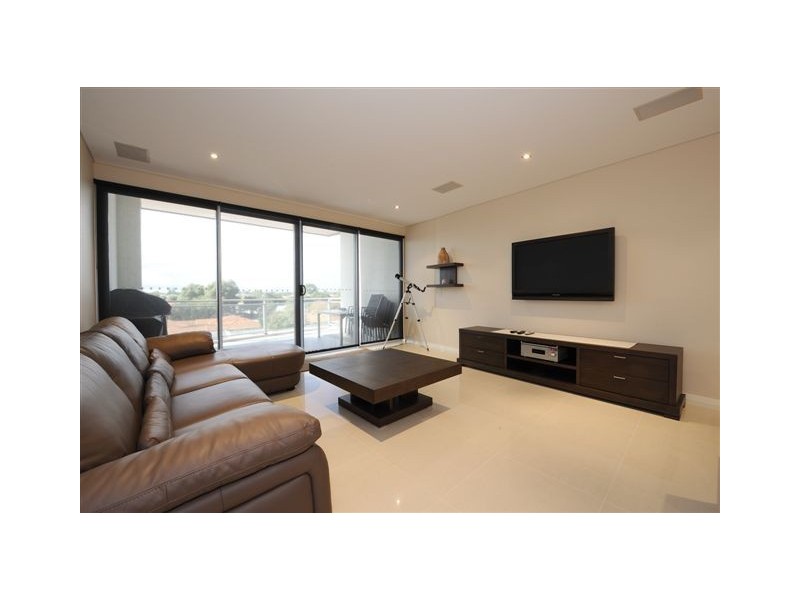 10-61 Rockingham Beach Road, Rockingham WA 6168