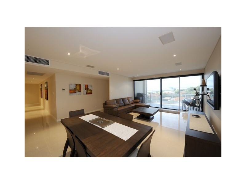 10-61 Rockingham Beach Road, Rockingham WA 6168