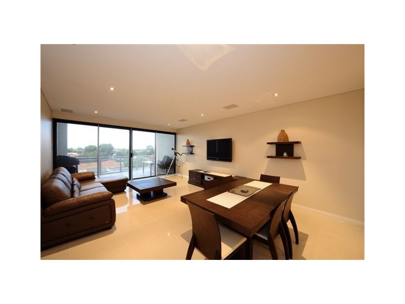 10-61 Rockingham Beach Road, Rockingham WA 6168