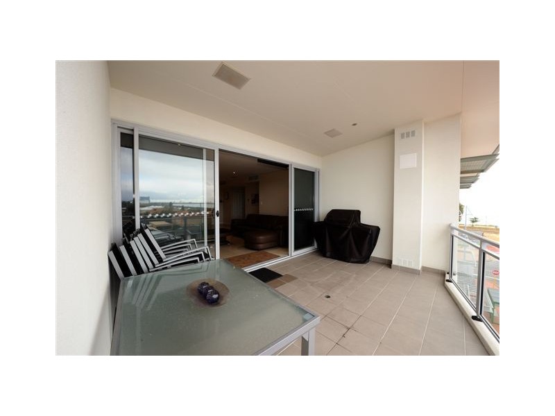 10-61 Rockingham Beach Road, Rockingham WA 6168