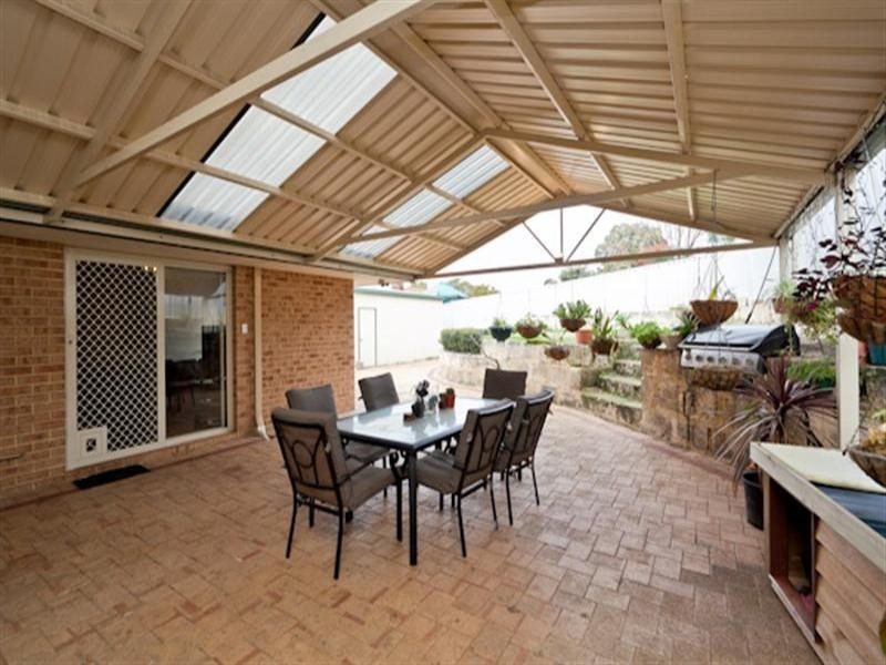 4 Dover Place, Yangebup WA 6164