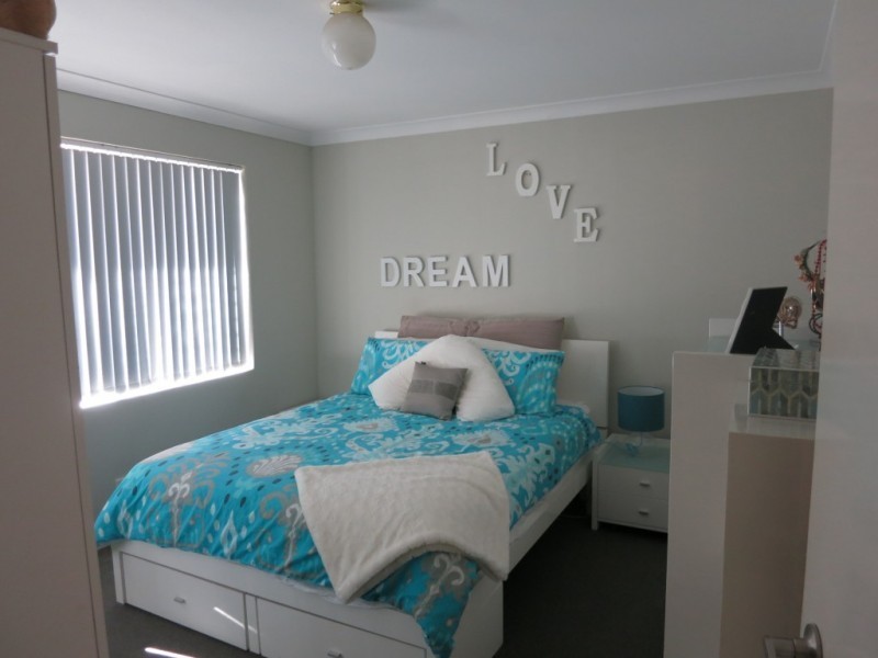 10D Erpingham Road, Hamilton Hill WA 6163