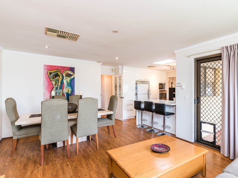 10 AUSTEN ST, Munster WA 6166