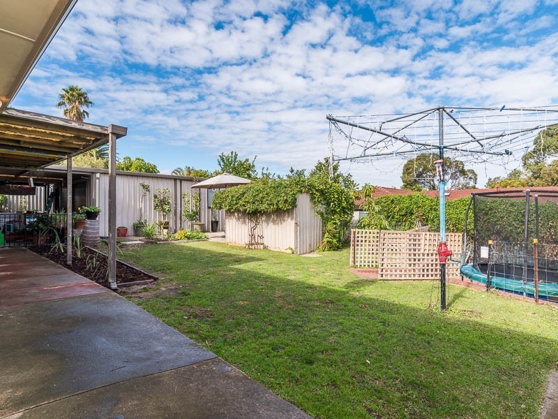 10 AUSTEN ST, Munster WA 6166