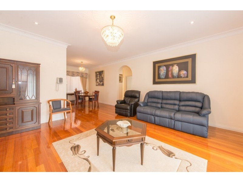 12C Sumich Gardens, Coogee WA 6166