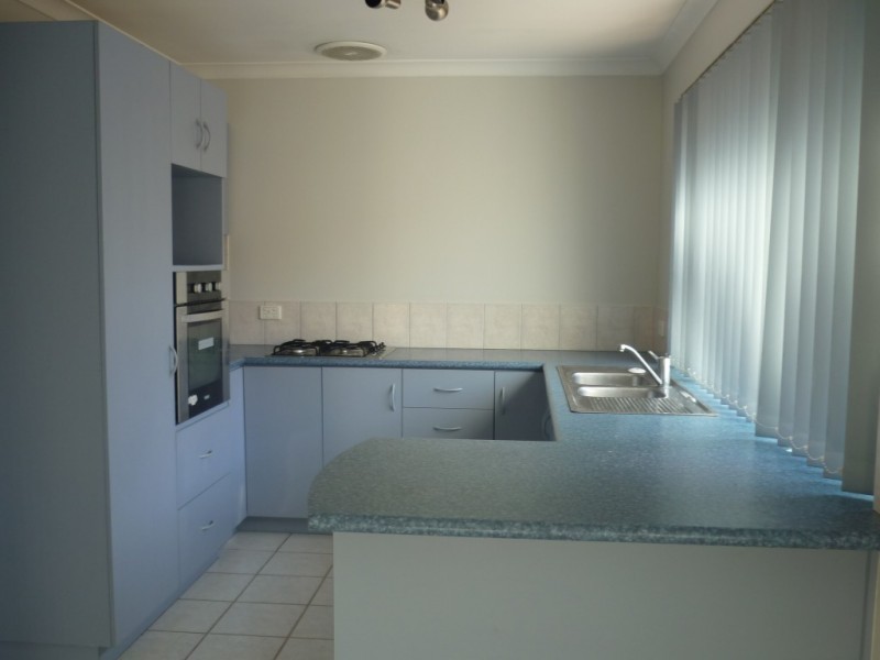 2/453 Rockingham Road, Spearwood WA 6163