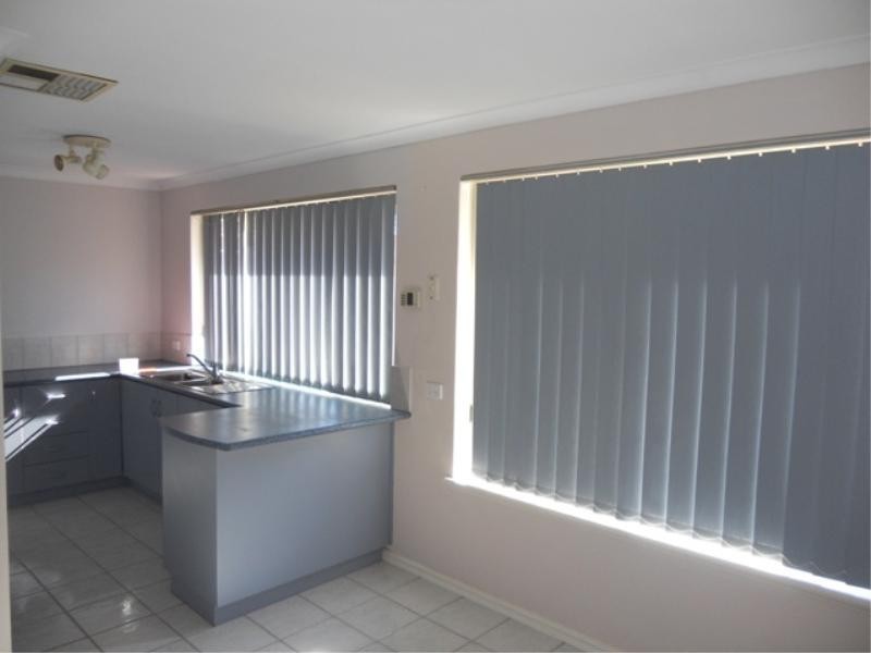 2/453 Rockingham Road, Spearwood WA 6163