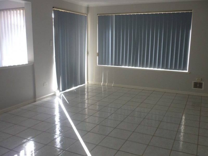 2/453 Rockingham Road, Spearwood WA 6163