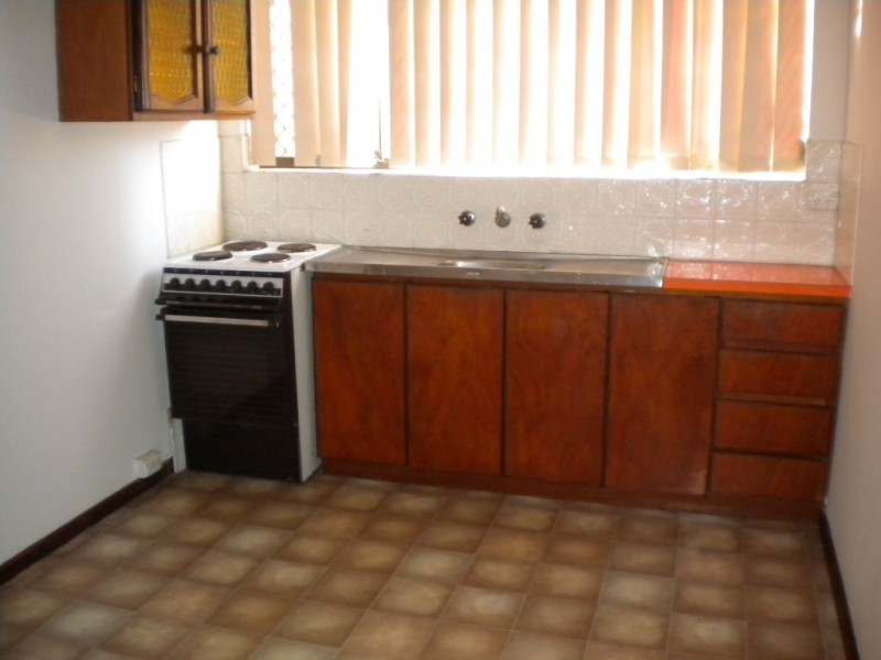 30 Hanlon Street, Hamilton Hill WA 6163