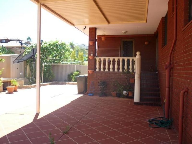 30 Hanlon Street, Hamilton Hill WA 6163