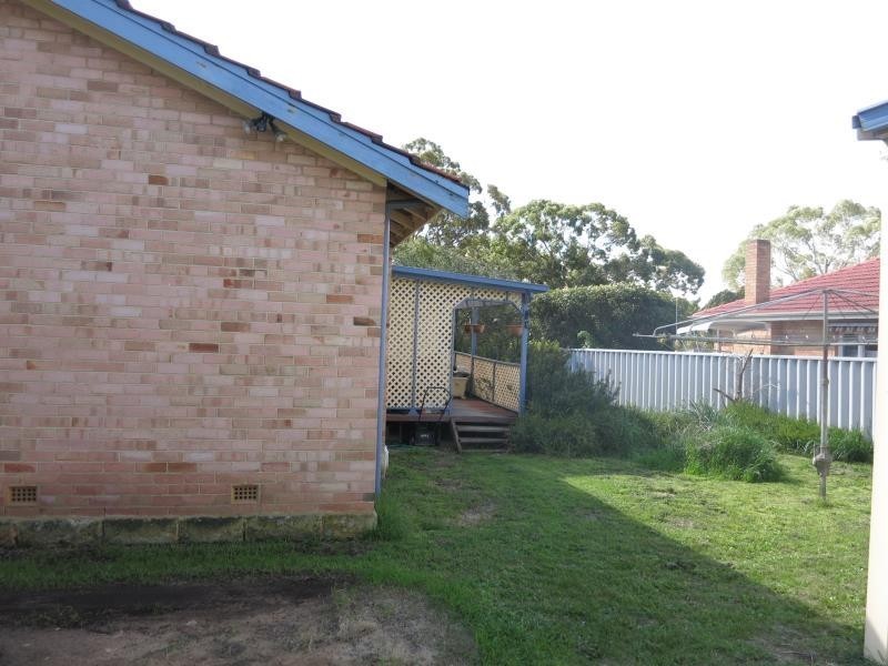 2 Carey Street, Willagee WA 6156