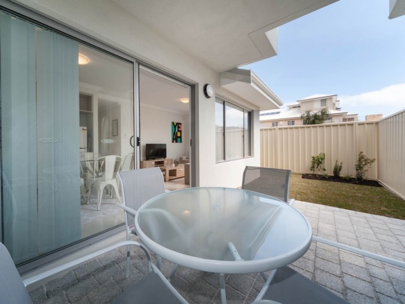 #2/8 NEMAGOLD GR, Coogee WA 6166