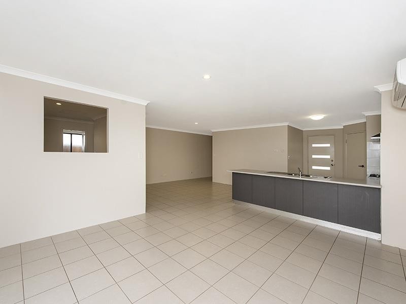 69 Sapphire Chase, Wellard WA 6170