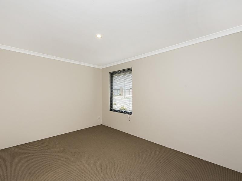 69 Sapphire Chase, Wellard WA 6170