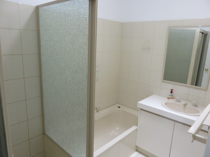 2/2 Bramston Street, Spearwood WA 6163