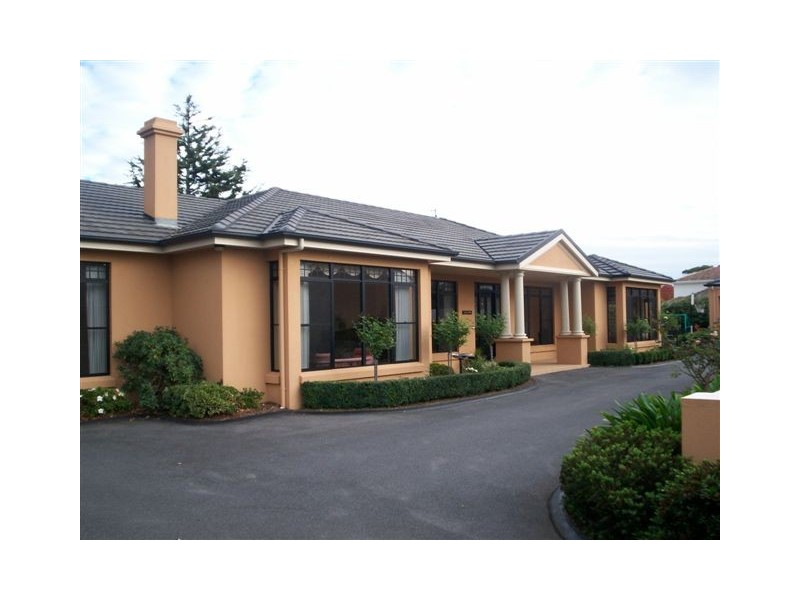 4 Malunnah Close, Devonport TAS 7310