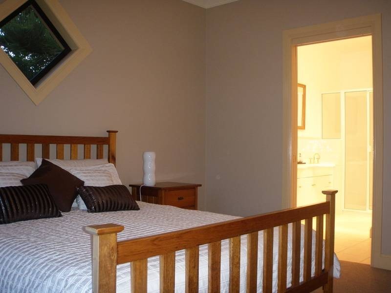 4 Malunnah Close, Devonport TAS 7310