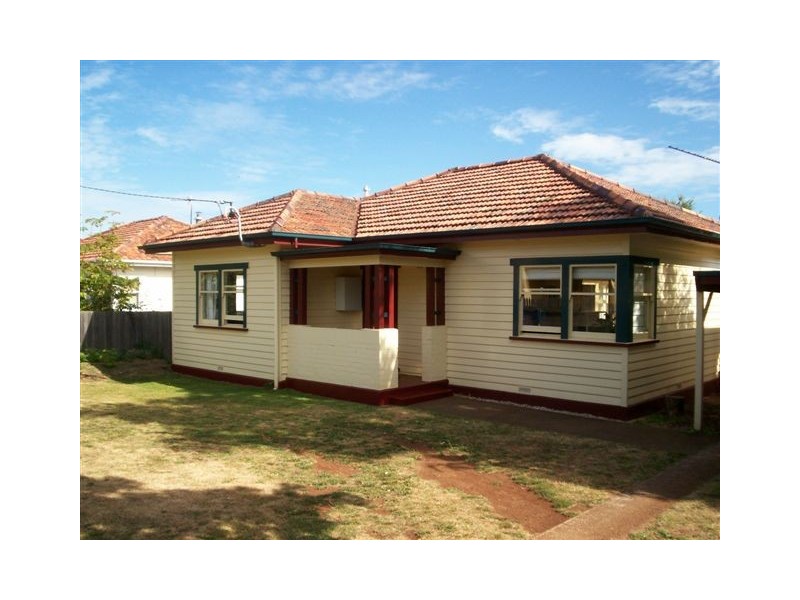 12 Hilltop Avenue, Devonport TAS 7310