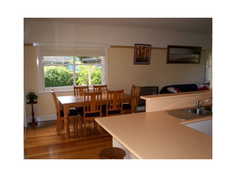 12 Hilltop Avenue, Devonport TAS 7310