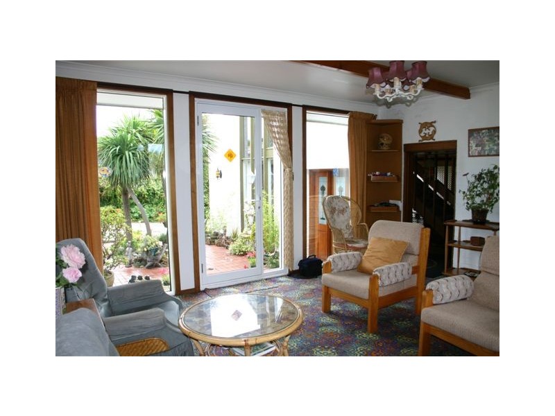 40 Victoria Parade, Devonport TAS 7310