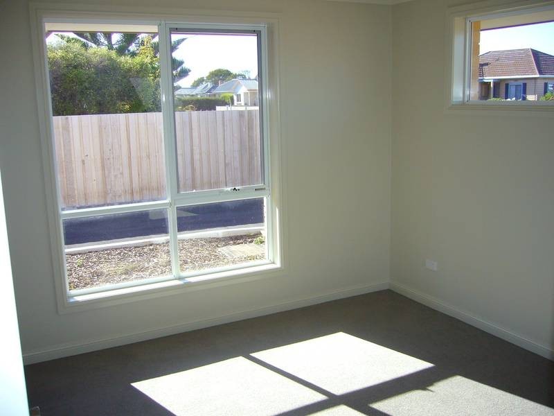 1/20 Madden Crescent, Devonport TAS 7310