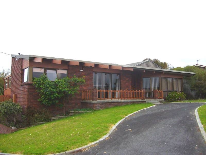 37 Highfield Road, Devonport TAS 7310