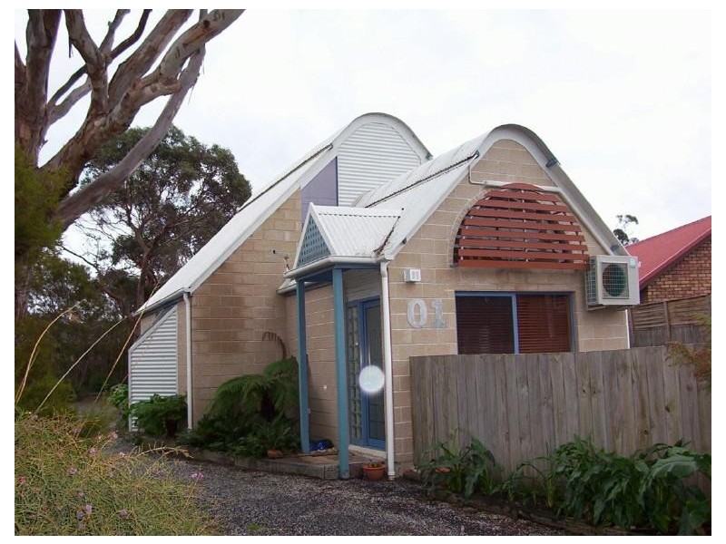 1/4 Alexander Street, Shearwater TAS 7307