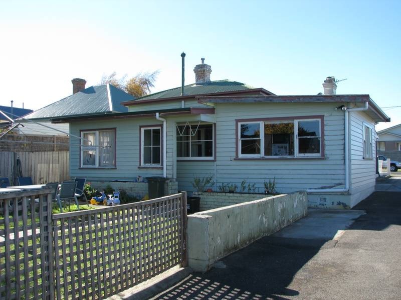 33 Gunn Street, Devonport TAS 7310